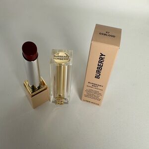 Burberry Brit shine lipstick 97 oxblood
